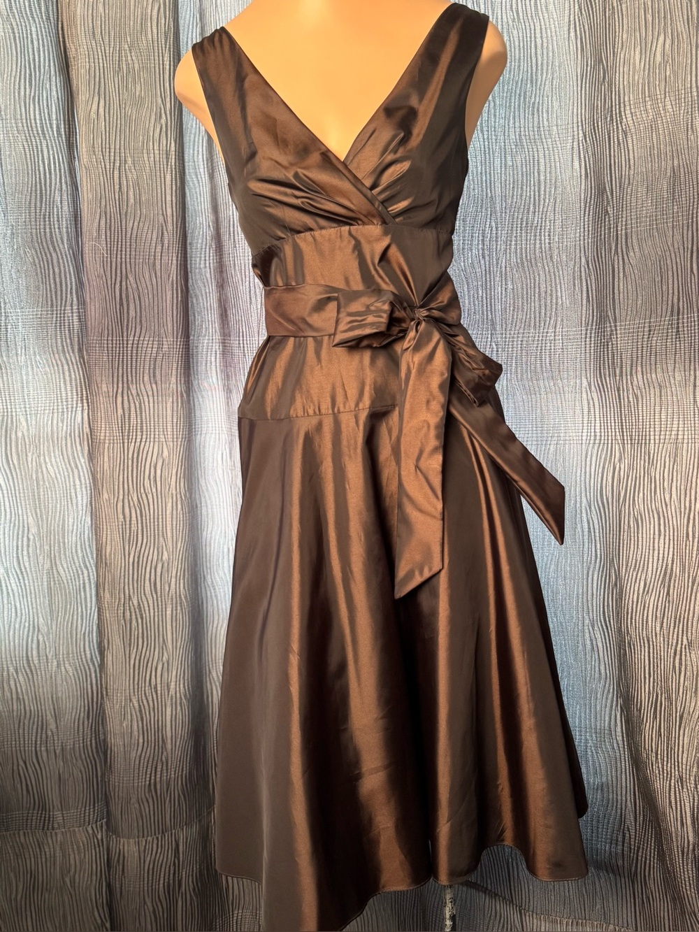 MAX And CLEO Taffeta V-Neck Fit & Flare Dress with Waist Tie NWT retail $140